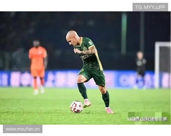 申花进攻禁区表现乏力，当前阶段终结能力问题逐步体现，对赛季走势形成制约